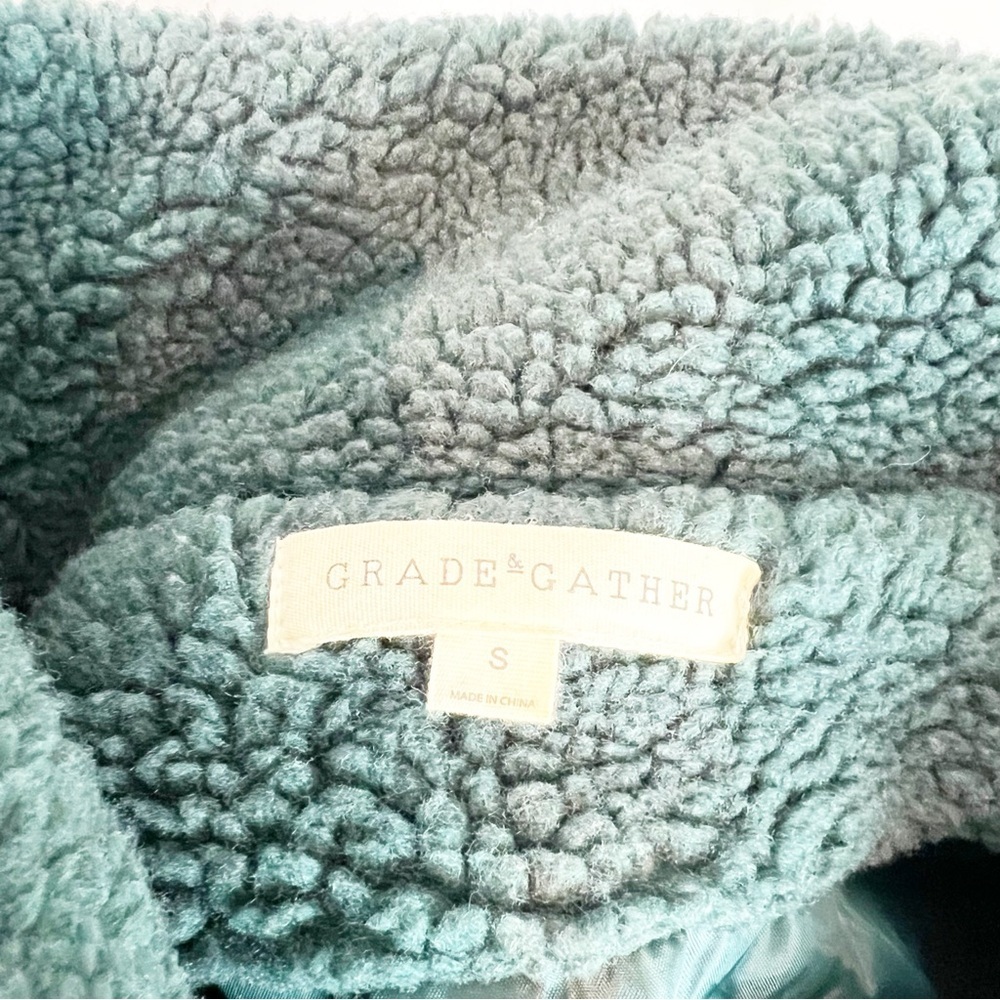 GRADE & GATHER GREEN FLEECE FULL ZIP TEDDY OVERSIZED SHERPA JACKET WOMENS SMALL - Picture 4 of 5